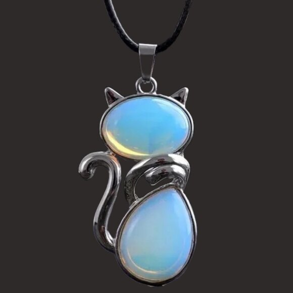 Cute Cat Opal Glass Stone Pendant Necklace - Picture 1 of 3